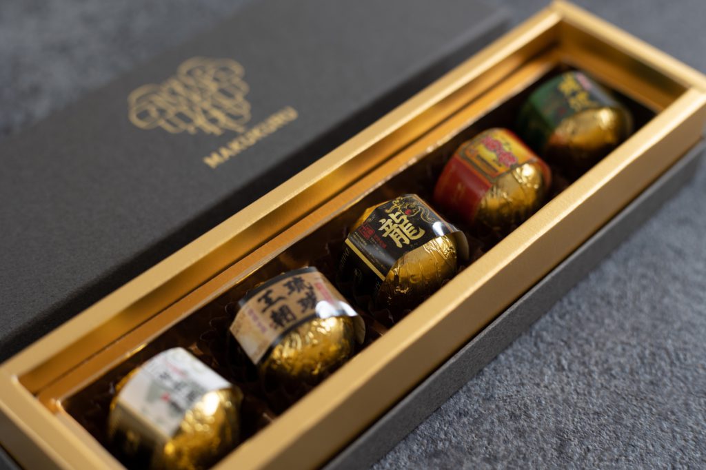 全46酒造所の泡盛がスイーツに！贅沢がつまった泡盛BONBONショコラ