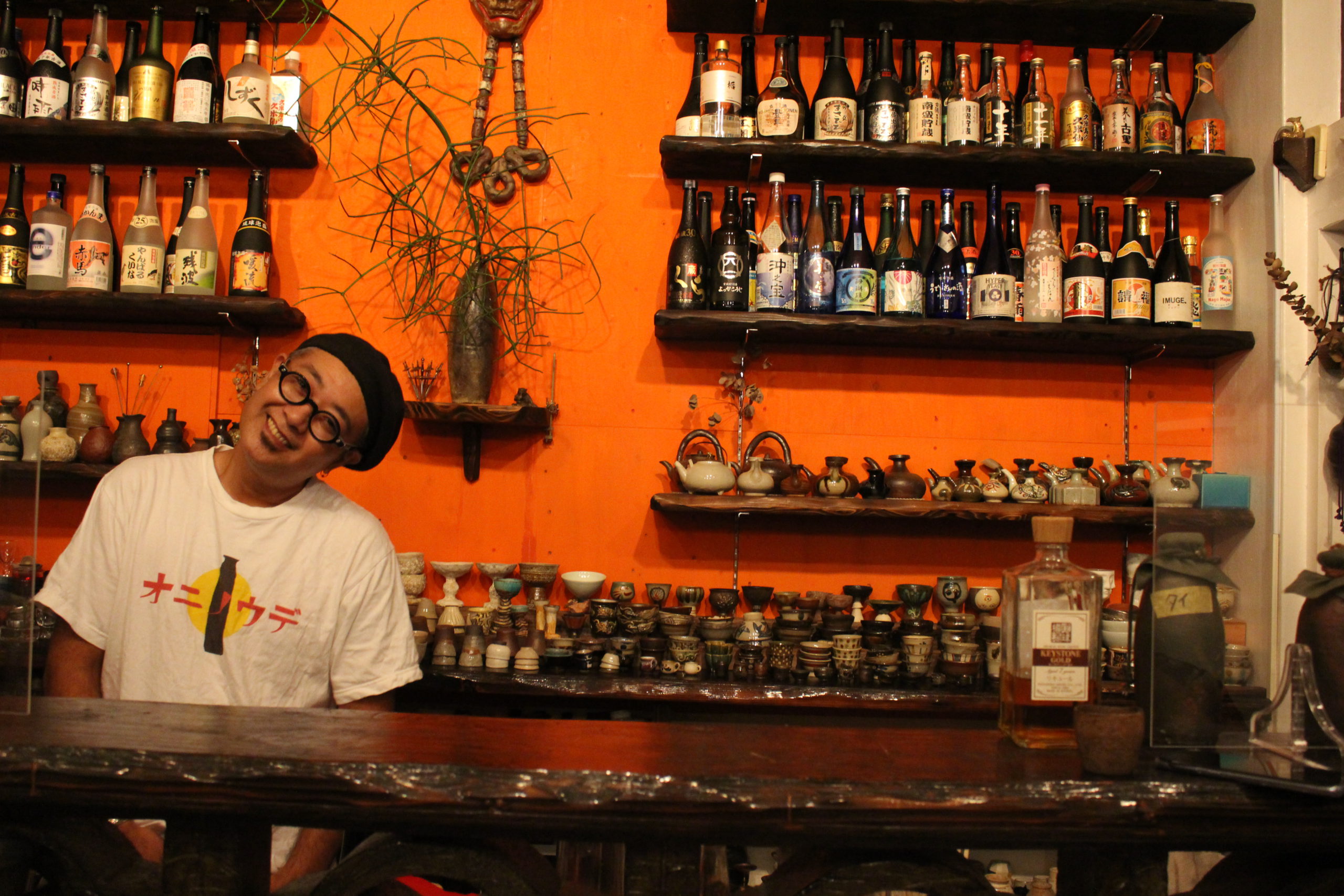 HANA 希少泡盛 年代物 花酒 年代物 どなん60＆琉球泡盛 泡波 600ml HANA 希少泡盛 年代物 -