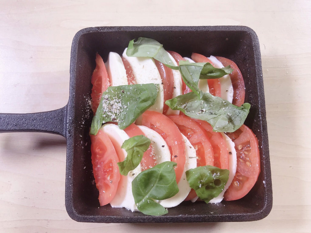 泡盛　カプレーゼのアヒージョ 孫六